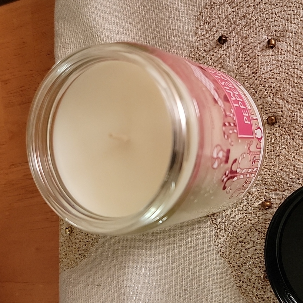 Bath & BodyWorks Candle